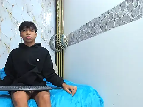 sexyboys cutex18 online show from 05.17.26