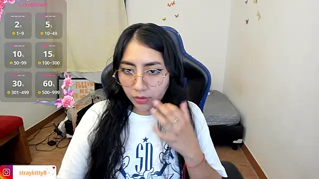 LoveLyy- online show from 12.02.25