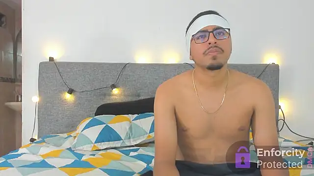 Sexy Couple Xx online show from 03.14.26