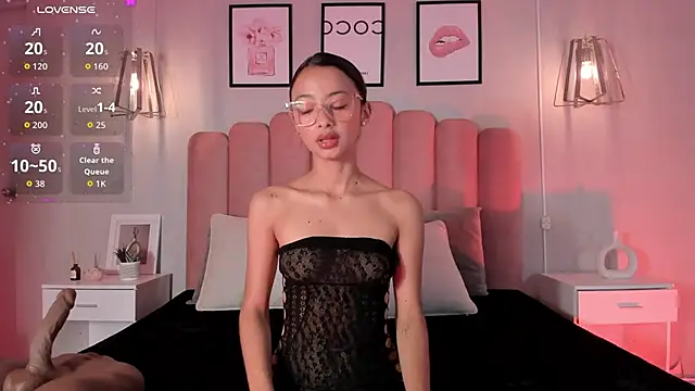 lena martinn online show from 04.30.26