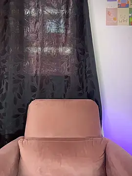 AlannaDollx online show from 05.06.26