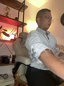 Snapshot of LiamColby_ chatting on 02.10.26 LiamColby online show from 02.10.26