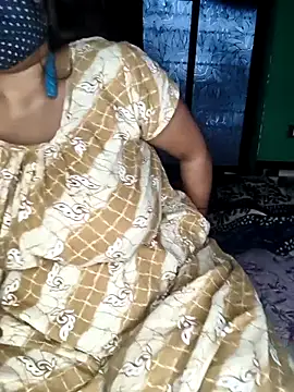 Snapshot of Shiyalsen chatting on 11.26.25 Shiyalsen online show from 11.26.25