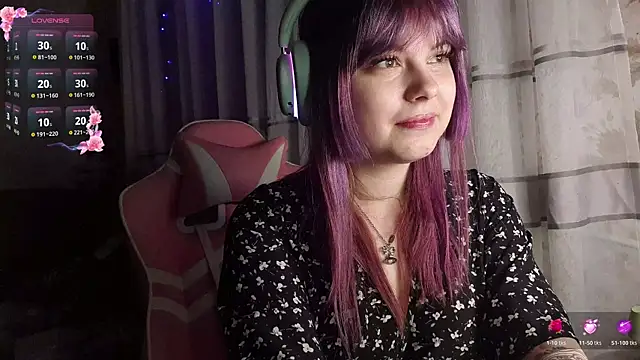 Snapshot of KristiBloom chatting on 02.26.26 KristiBloom online show from 02.26.26