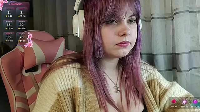 Snapshot of KristiBloom chatting on 03.05.26 KristiBloom online show from 03.05.26