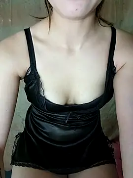 Snapshot of LylyCii6969 chatting on 10.11.25 LylyCii6969 online show from 10.11.25