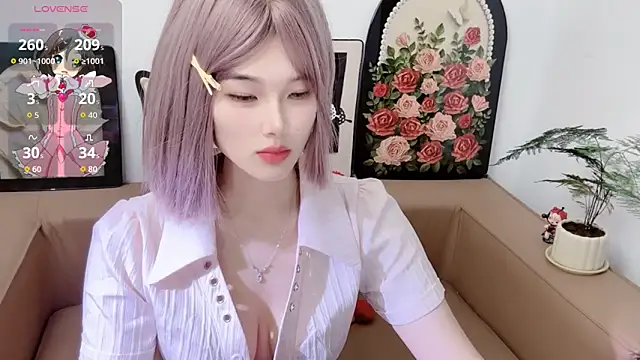 Snapshot of T-TeaR chatting on 06.03.26 T-TeaR online show from 06.03.26
