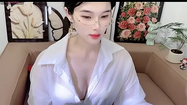 Snapshot of T-TeaR chatting on 07.20.26 T-TeaR online show from 07.20.26