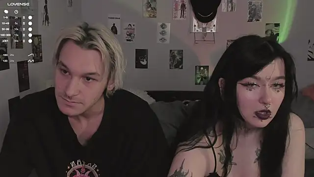 Snapshot of g4tito chatting on 11.05.25 g4tito online show from 11.05.25