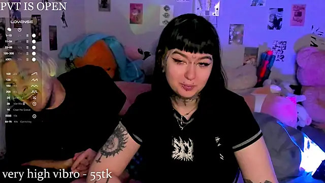 Snapshot of g4tito chatting on 01.13.26 g4tito online show from 01.13.26