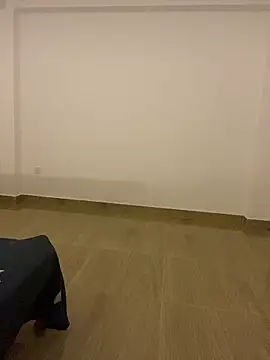 Snapshot of Monica__Bellucci__ chatting on 11.28.25 Monica Bellucci online show from 11.28.25