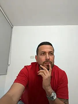 Snapshot of JX7NOVA chatting on 11.25.25 JX7NOVA online show from 11.25.25