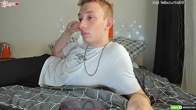 Snapshot of felixcurt69 chatting on 07.22.26 felixcurt69 online show from 07.22.26
