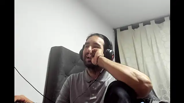 coolfriki online show from 04.21.26