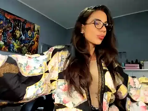 Snapshot of Alesyamuscledoll@xh chatting on 11.09.25 Alesyamuscledollxh online show from 11.09.25