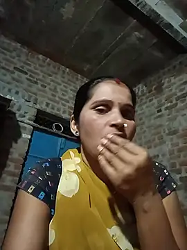 Snapshot of Nm_sanjna chatting on 07.08.26 Nm sanjna online show from 07.08.26