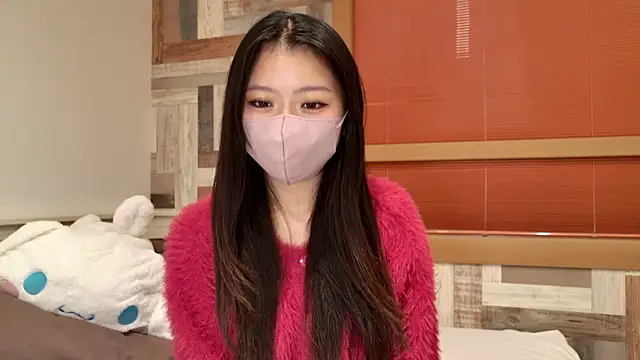 Snapshot of moka_latte chatting on 11.21.25 moka latte online show from 11.21.25