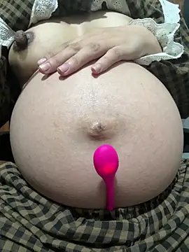 Snapshot of -Harper- chatting on 02.08.26 -Harper- online show from 02.08.26