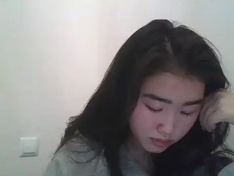 Snapshot of Zorivale chatting on 02.05.26 Zorivale online show from 02.05.26