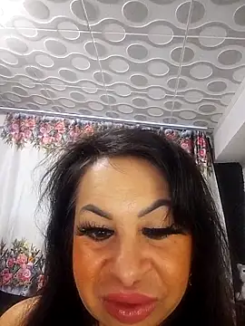 Snapshot of sonya_wet chatting on 05.19.26 sonya wet online show from 05.19.26