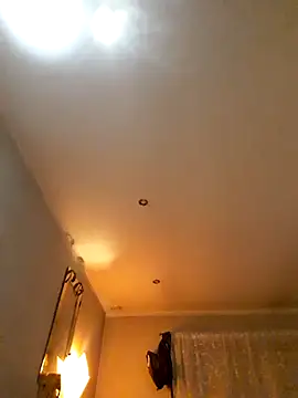 Snapshot of Remello1 chatting on 02.16.26 Remello1 online show from 02.16.26