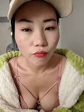 Snapshot of nini10052025 chatting on 01.12.26 nini10052025 online show from 01.12.26