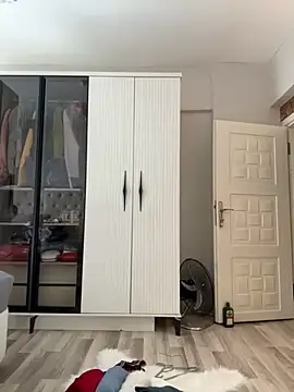 Snapshot of Teengirlmiaa chatting on 10.26.25 Teengirlmiaa online show from 10.26.25