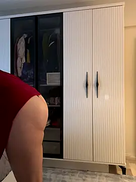 Snapshot of Teengirlmiaa chatting on 11.17.25 Teengirlmiaa online show from 11.17.25