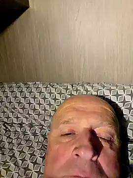 Snapshot of rudy-kralik chatting on 02.17.26 rudy-kralik online show from 02.17.26