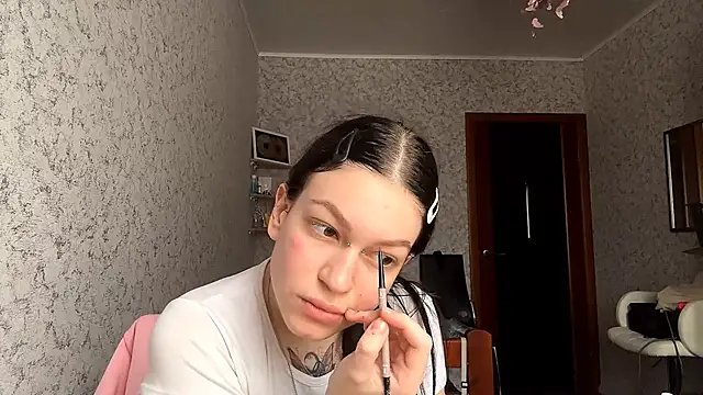 Wallazar cute online show from 10.13.25