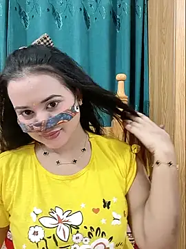 Snapshot of Beauty_Queen_Soniya chatting on 05.28.26 Beauty Queen Soniya online show from 05.28.26