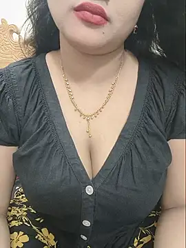 Snapshot of Beauty_Queen_Soniya chatting on 07.14.26 Beauty Queen Soniya online show from 07.14.26