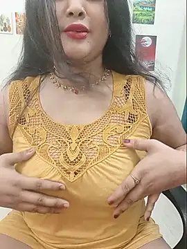 Snapshot of Beauty_Queen_Soniya chatting on 07.21.26 Beauty Queen Soniya online show from 07.21.26