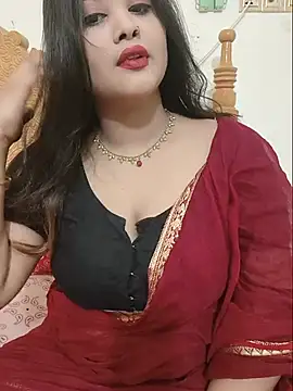 Snapshot of Beauty_Queen_Soniya chatting on 07.22.26 Beauty Queen Soniya online show from 07.22.26