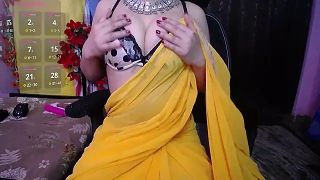Hot Hazel online show from 04.27.26