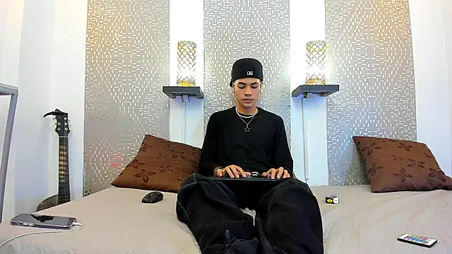 Snapshot of JacobBlackwell_ chatting on 10.15.25 JacobBlackwell online show from 10.15.25