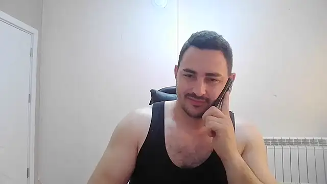 Snapshot of mastermute chatting on 05.17.26 mastermute online show from 05.17.26