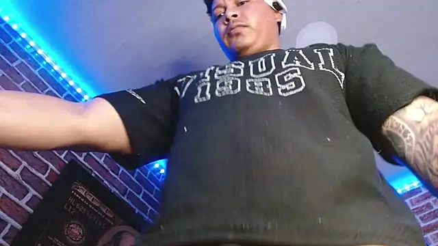 jordan bigcock  online show from 06.11.26