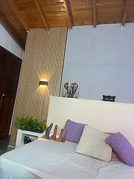 TianaGlow44 online show from 03.10.26