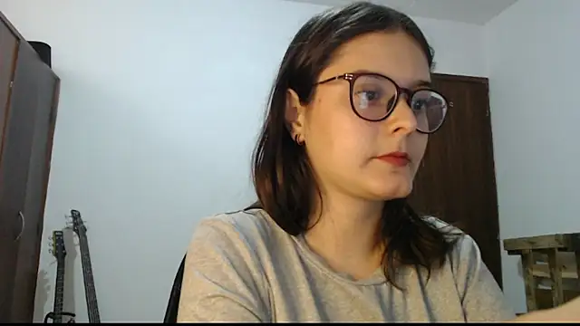 Snapshot of CarlaLorez chatting on 03.03.26 CarlaLorez online show from 03.03.26