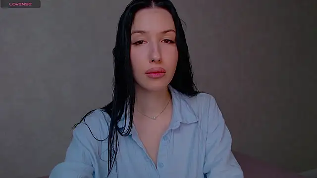 Isabella Fontana online show from 10.27.25