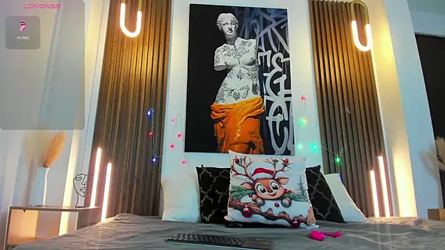 Kitty Bombon online show from 12.14.25