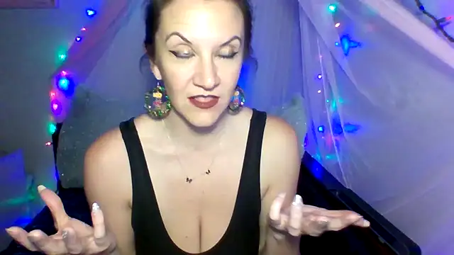 Snapshot of easy_briezy chatting on 12.03.25 easy briezy online show from 12.03.25