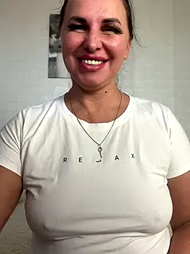 MIRAA LUV online show from 10.26.25