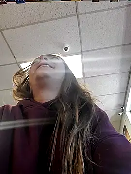 Snapshot of Cassaroll333 chatting on 10.20.25 Cassaroll333 online show from 10.20.25