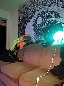 Snapshot of Cassaroll333 chatting on 10.24.25 Cassaroll333 online show from 10.24.25