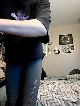 Snapshot of Cassaroll333 chatting on 11.05.25 Cassaroll333 online show from 11.05.25