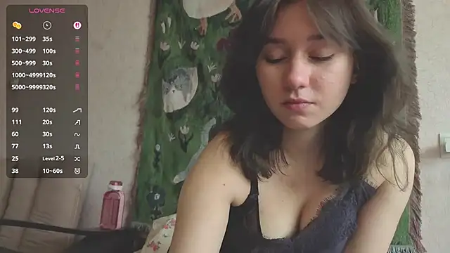 MiaLovelyOne online show from 05.08.26