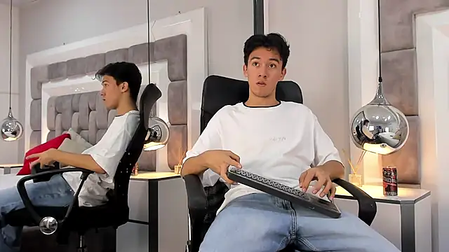 Austin Reeds online show from 10.26.25