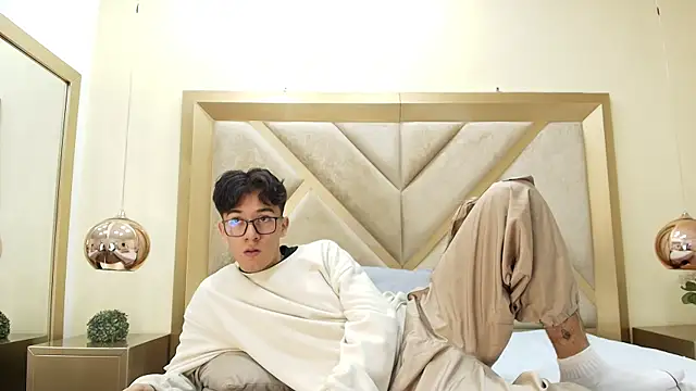 Austin Reeds online show from 10.29.25